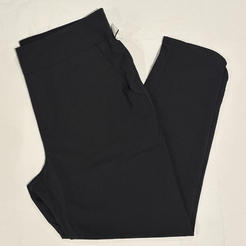 Sherpa Adventure Gear Black 'Sajilo' Ankle Pant Size Large